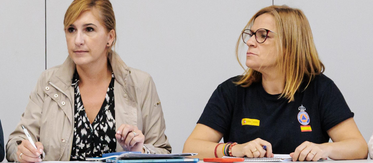 Salomé Paradas, a la izquierda, y Pilar Bernabé