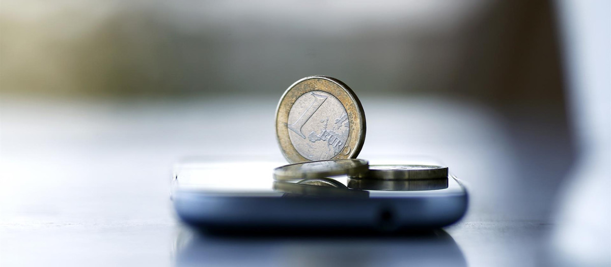 El PSOE matiza que este dinero digital público no conllevaría ni la nacionalización del sistema bancario ni la estatalización del crédito