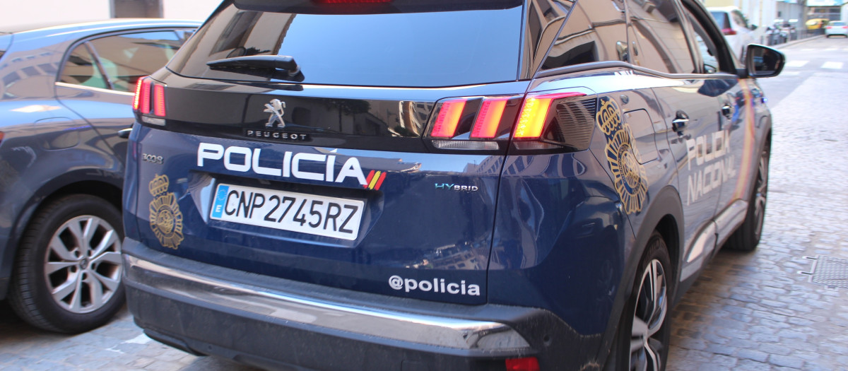 Coche patrulla de la Policía Nacional, en una imagen de archivo.